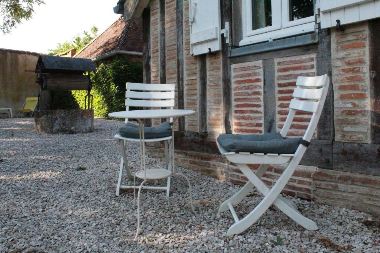 Le Gite De Saint Phal Exterior foto