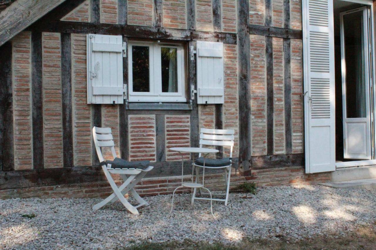 Le Gite De Saint Phal Exterior foto