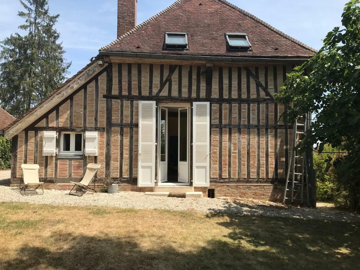 Le Gite De Saint Phal Exterior foto